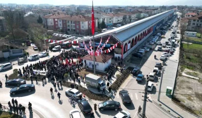 Düzce Belediyesi tarafından inşa edilen Merkez Pazaryeri açıldı