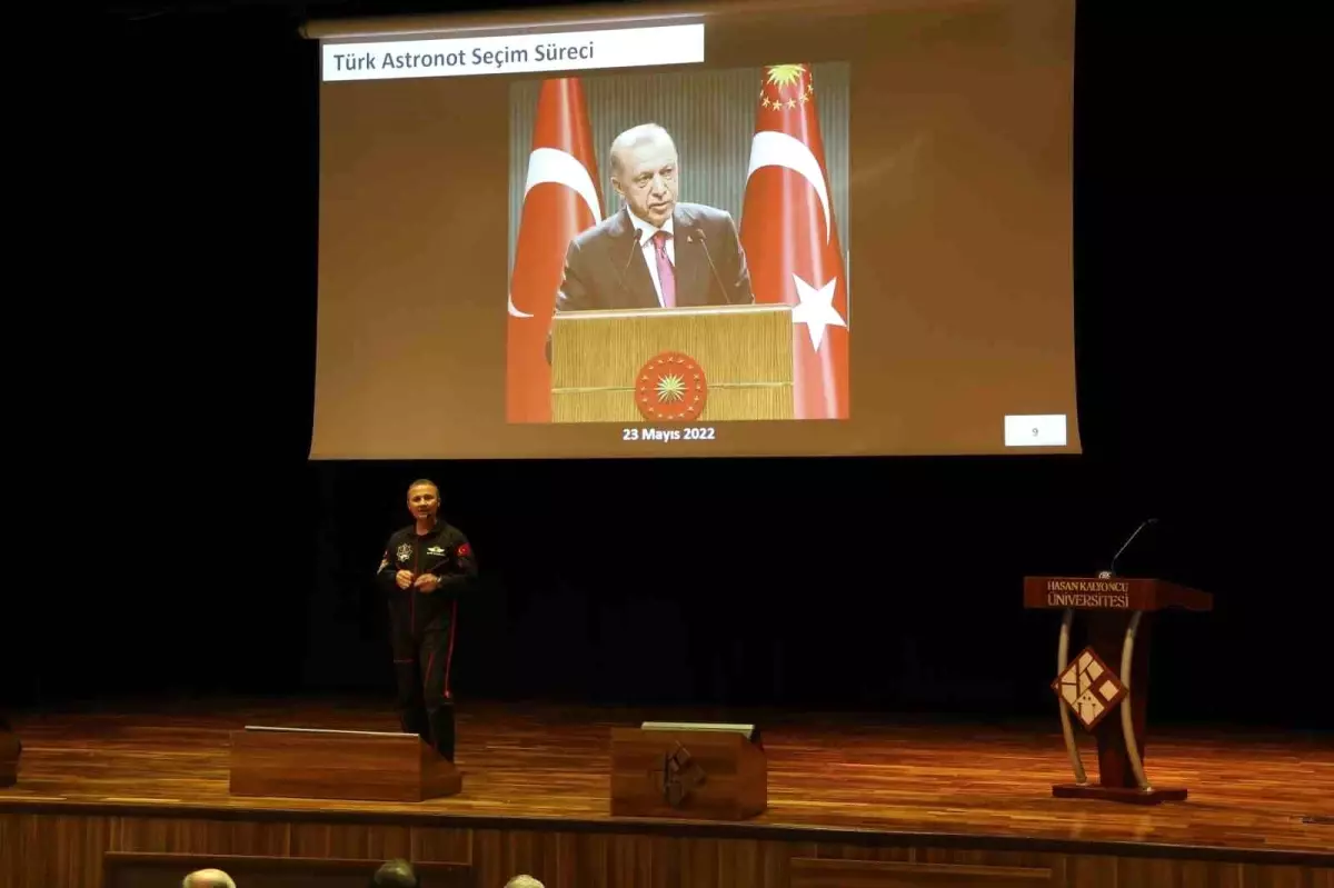 Türkiye’nin İlk Astronotu HKÜ’de